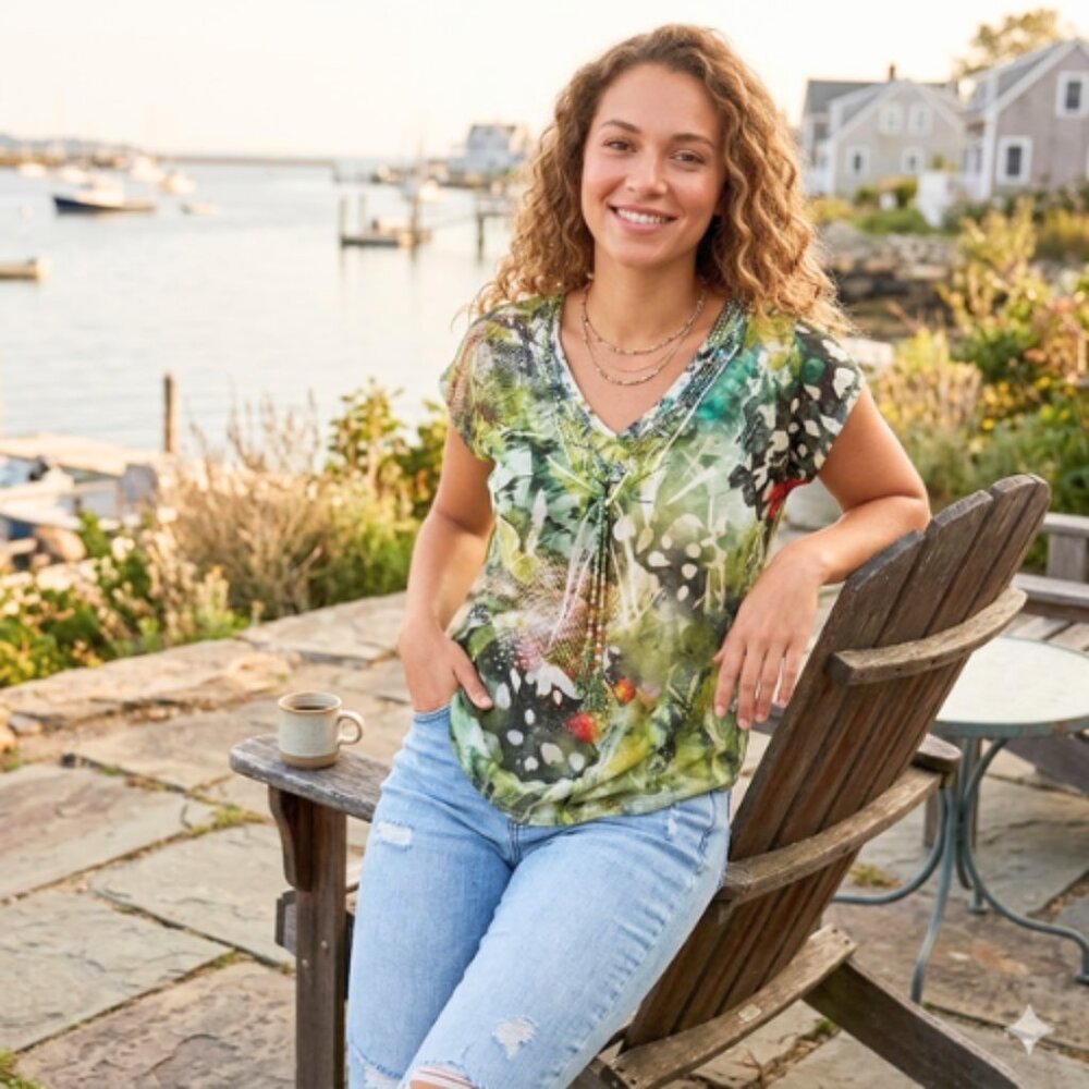 Dress Barn M Watercolor Floral Top – Lightweight Everyday Blouse - Picture 8 of 8